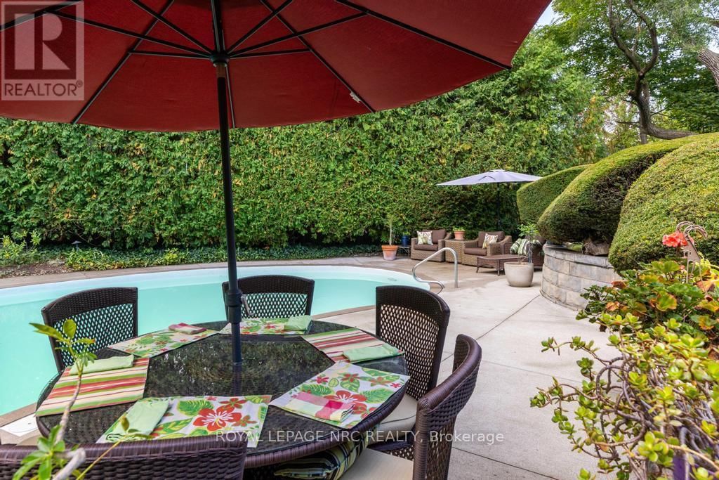 7 CHRISTOPHER STREET Image 15