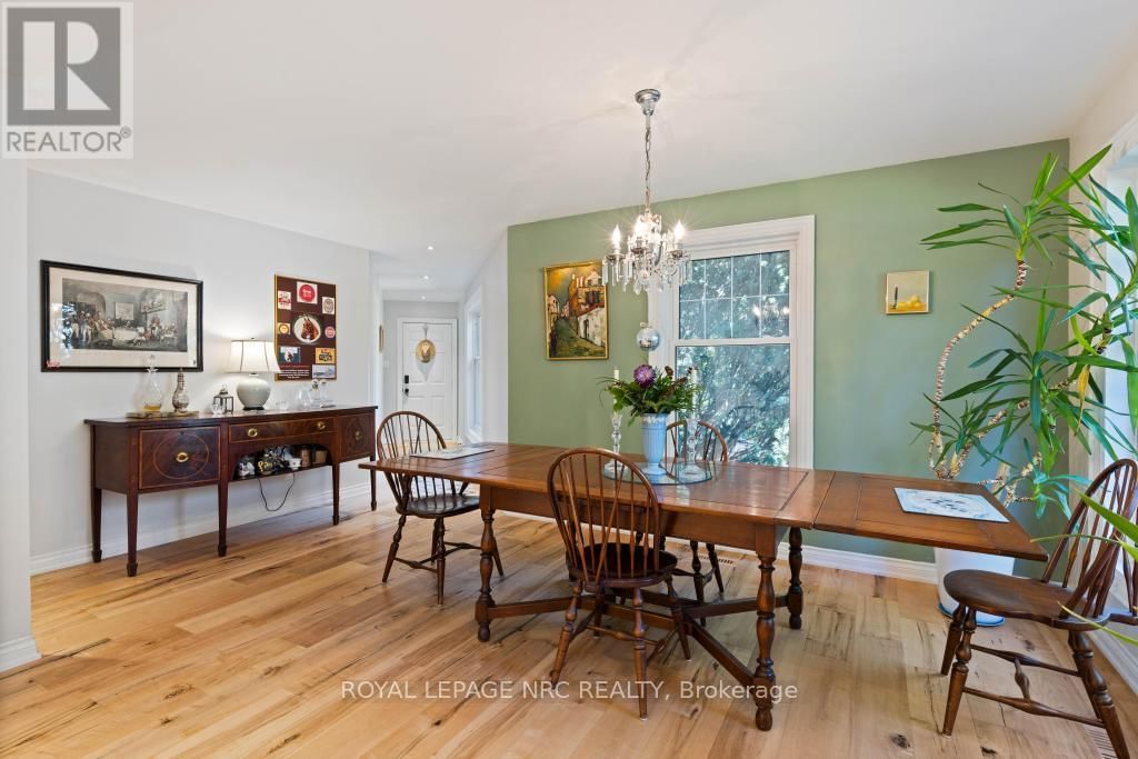 7 CHRISTOPHER STREET Image 3