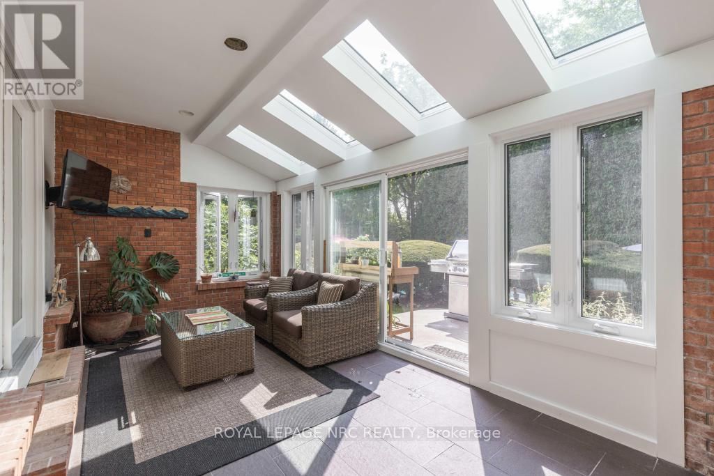 7 CHRISTOPHER STREET Image 4