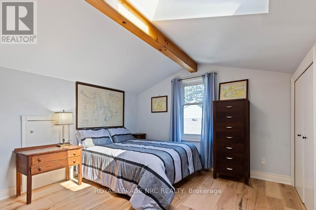 7 CHRISTOPHER STREET Image 40