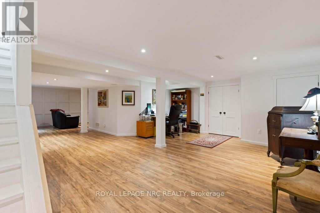 7 CHRISTOPHER STREET Image 43