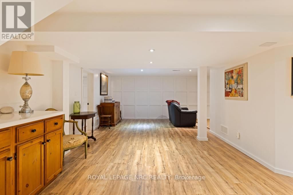 7 CHRISTOPHER STREET Image 44