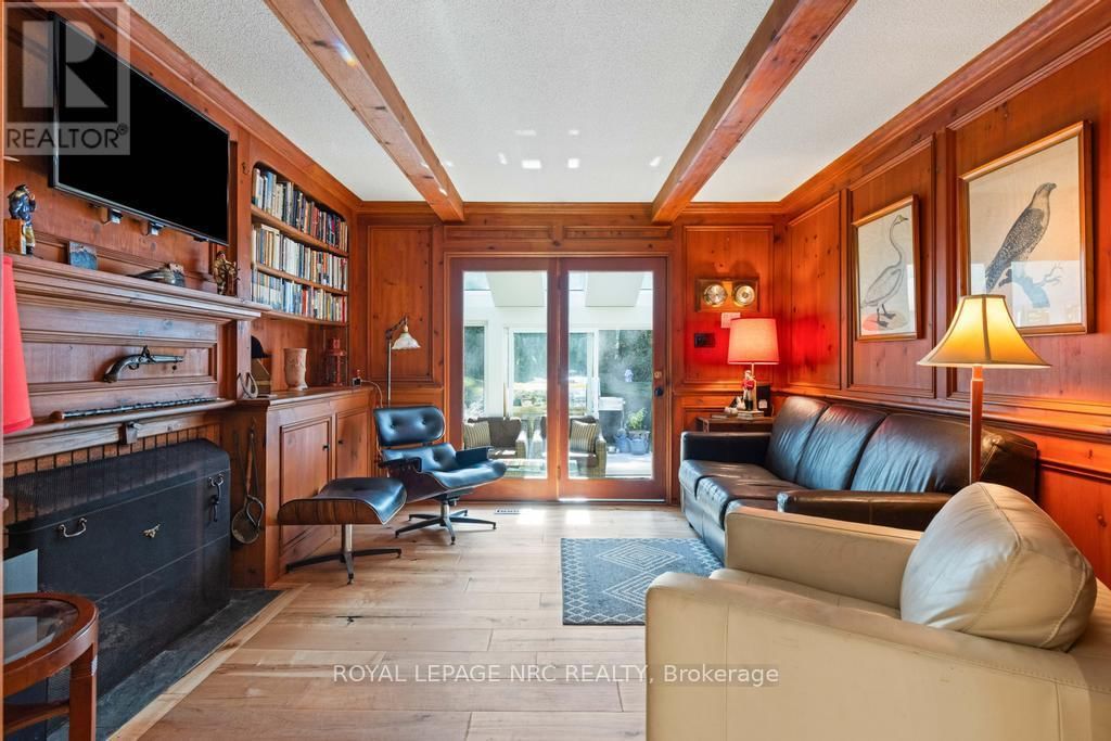 7 CHRISTOPHER STREET Image 5