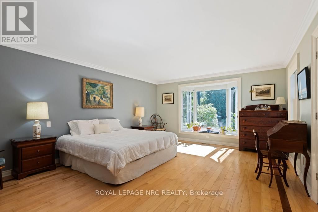 7 CHRISTOPHER STREET Image 6