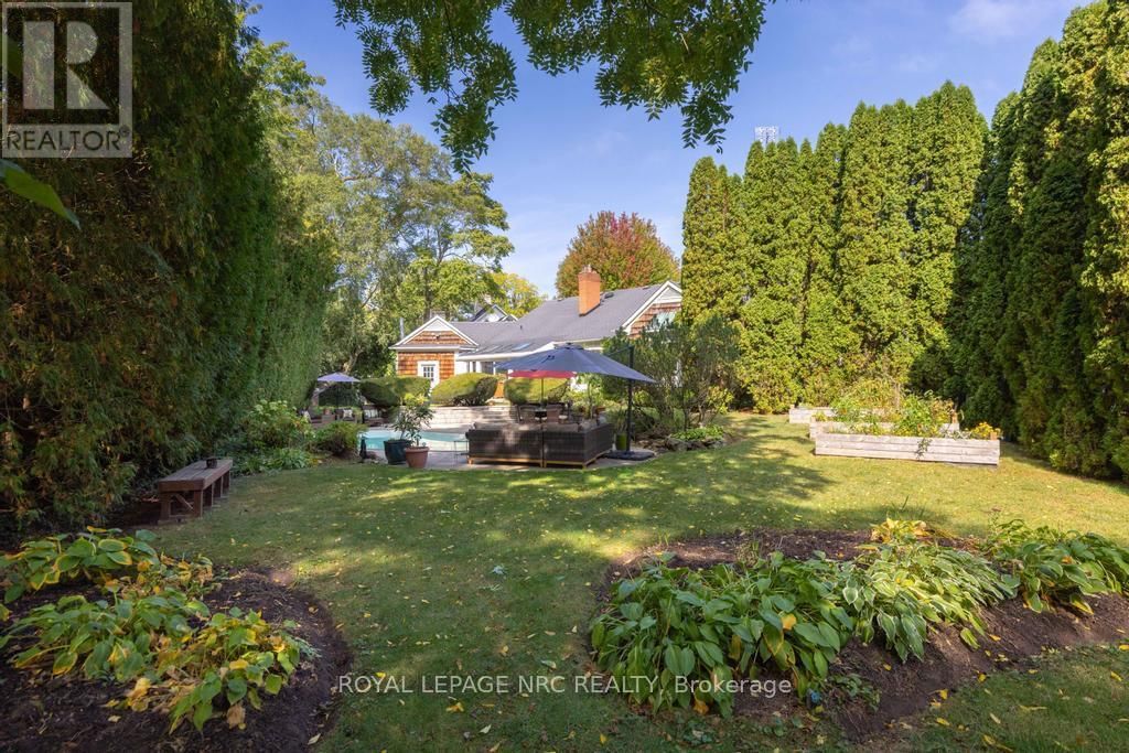 7 CHRISTOPHER STREET Image 9