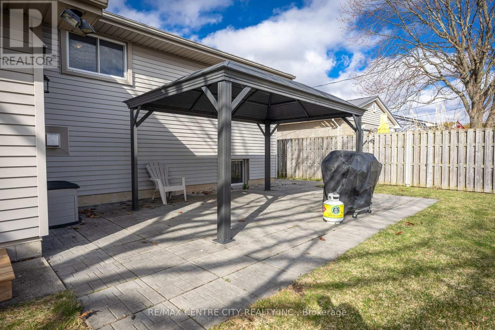 18 HIGHVIEW DRIVE Image 31