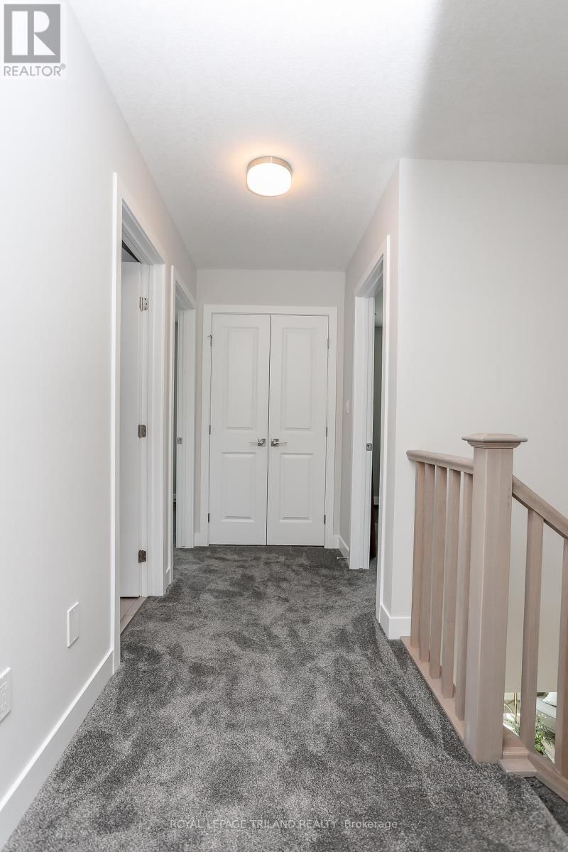 24 HARROW LANE Image 21