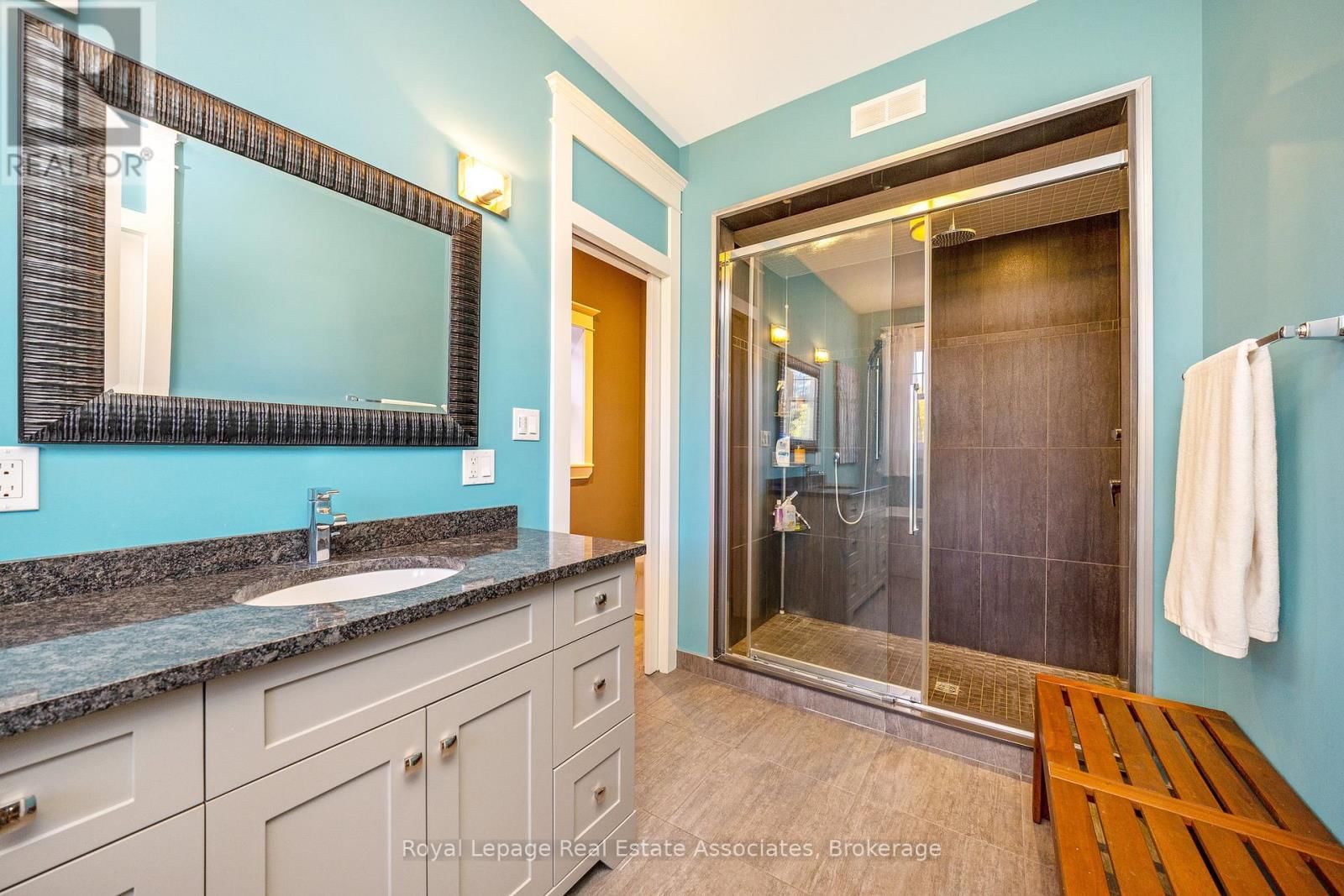 226 MAIN STREET Image 29