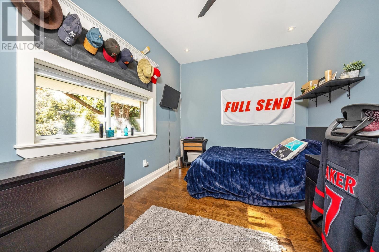 226 MAIN STREET Image 33