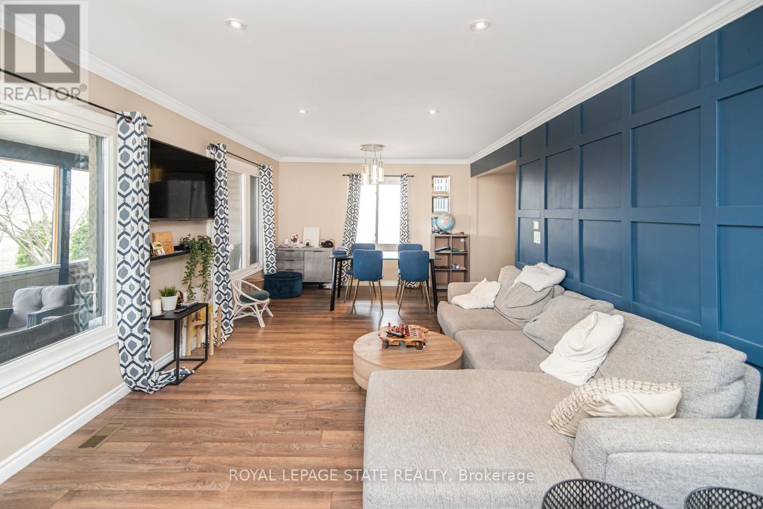 443 ELEVENTH ROAD EAST Image 10