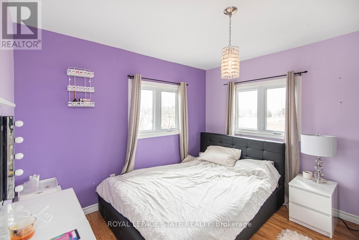 443 ELEVENTH ROAD EAST Image 25