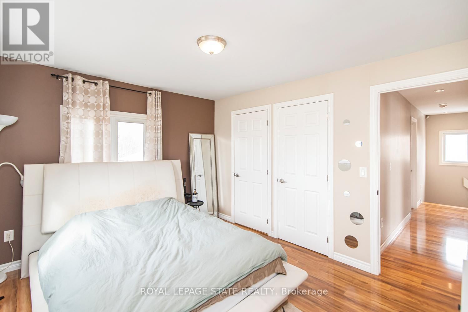 443 ELEVENTH ROAD EAST Image 26