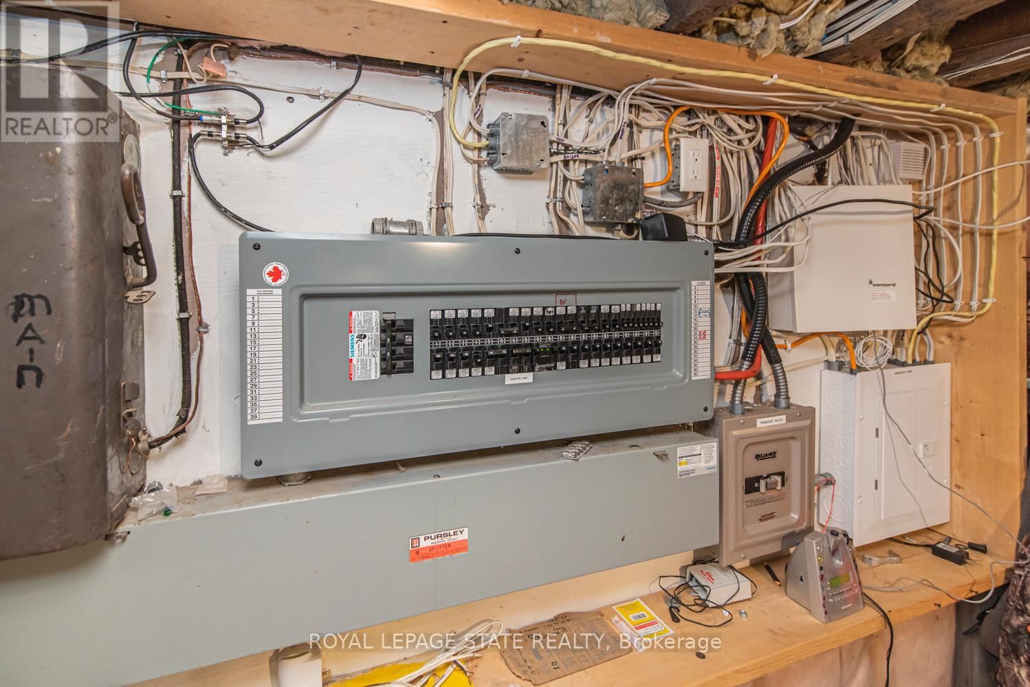 443 ELEVENTH ROAD EAST Image 36