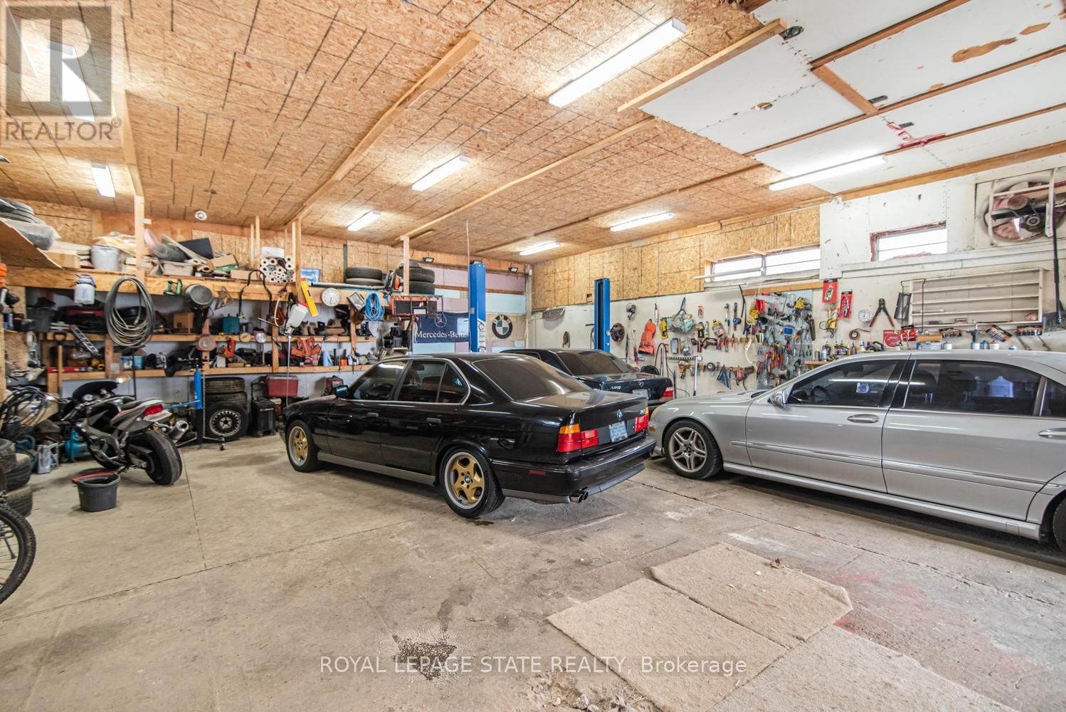 443 ELEVENTH ROAD EAST Image 39