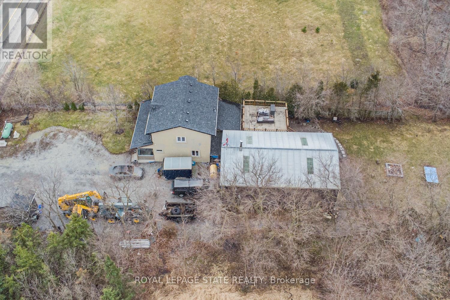 443 ELEVENTH ROAD EAST Image 40