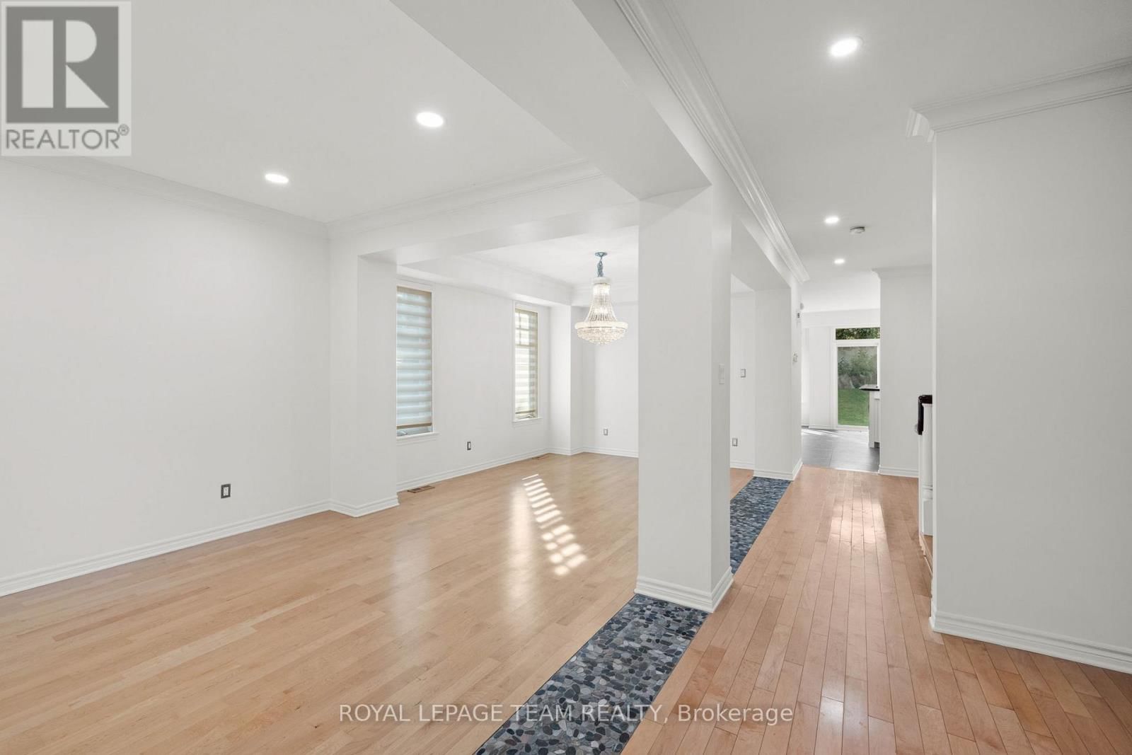 60 IRONSIDE COURT Image 8