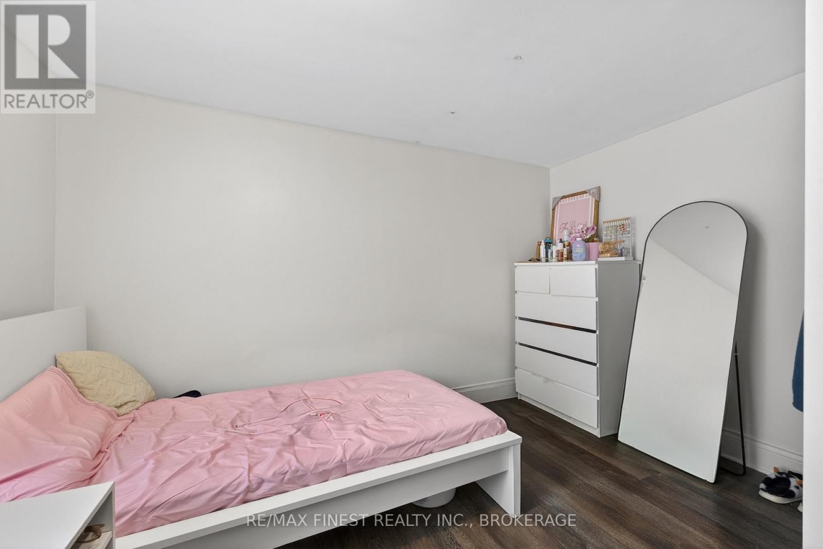 255-257 EARL STREET Image 25