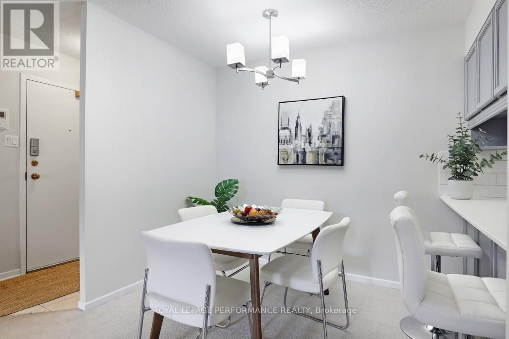 2D - 142 WAVERLEY STREET Image 10