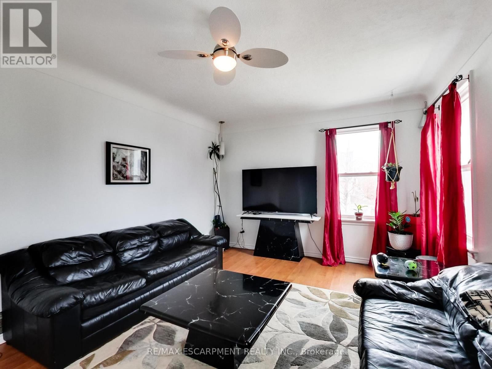 44 FRANCIS STREET Image 34