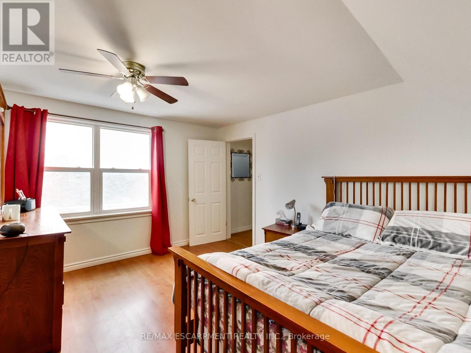 44 FRANCIS STREET Image 37