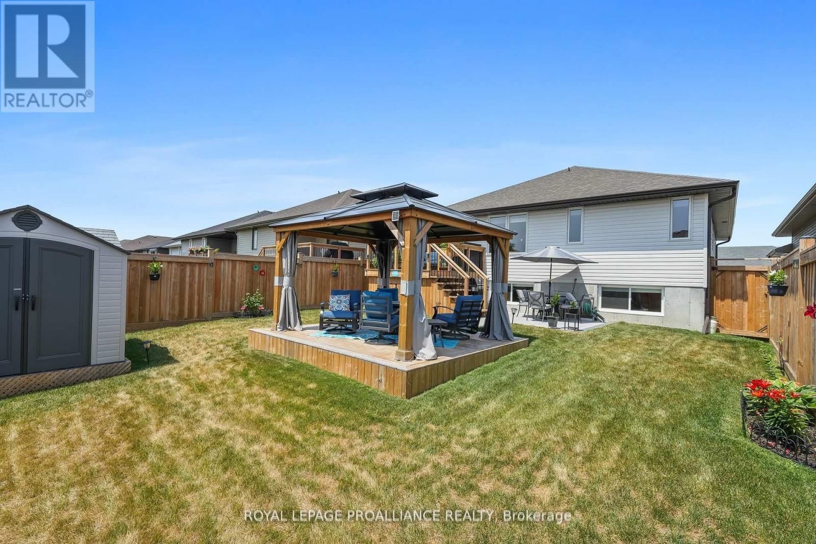 25 CEDAR PARK CRESCENT Image 29