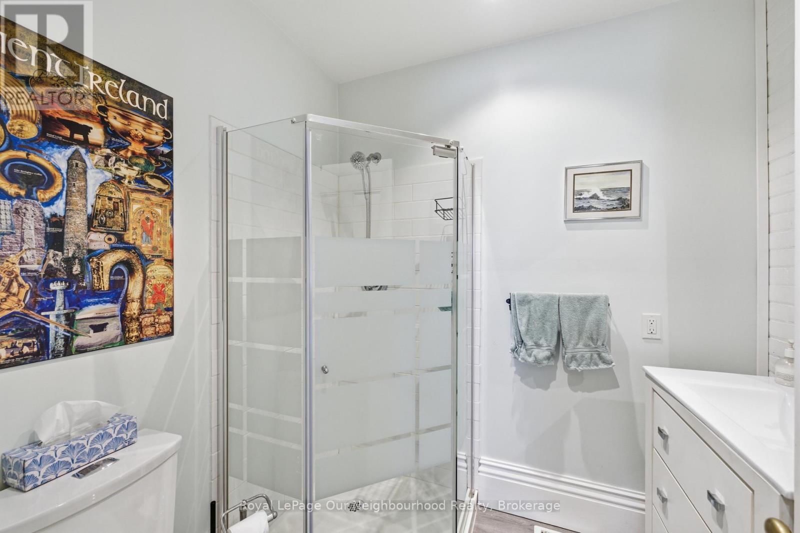 196 WALTON STREET Image 22