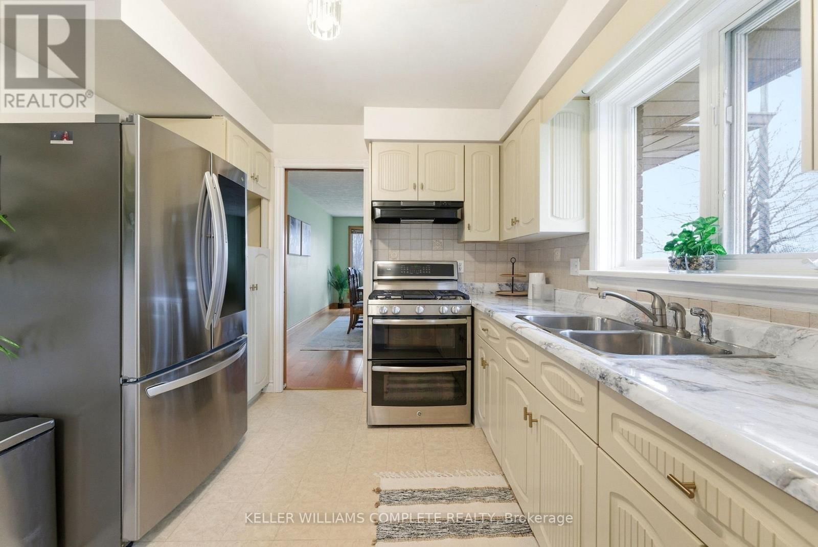 72 WADE ROAD Image 12