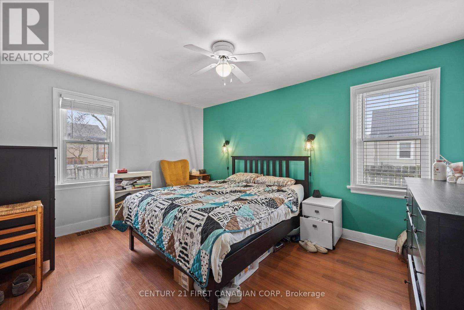 24 TERRENCE STREET Image 10