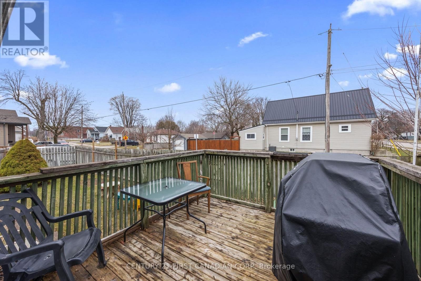 24 TERRENCE STREET Image 19