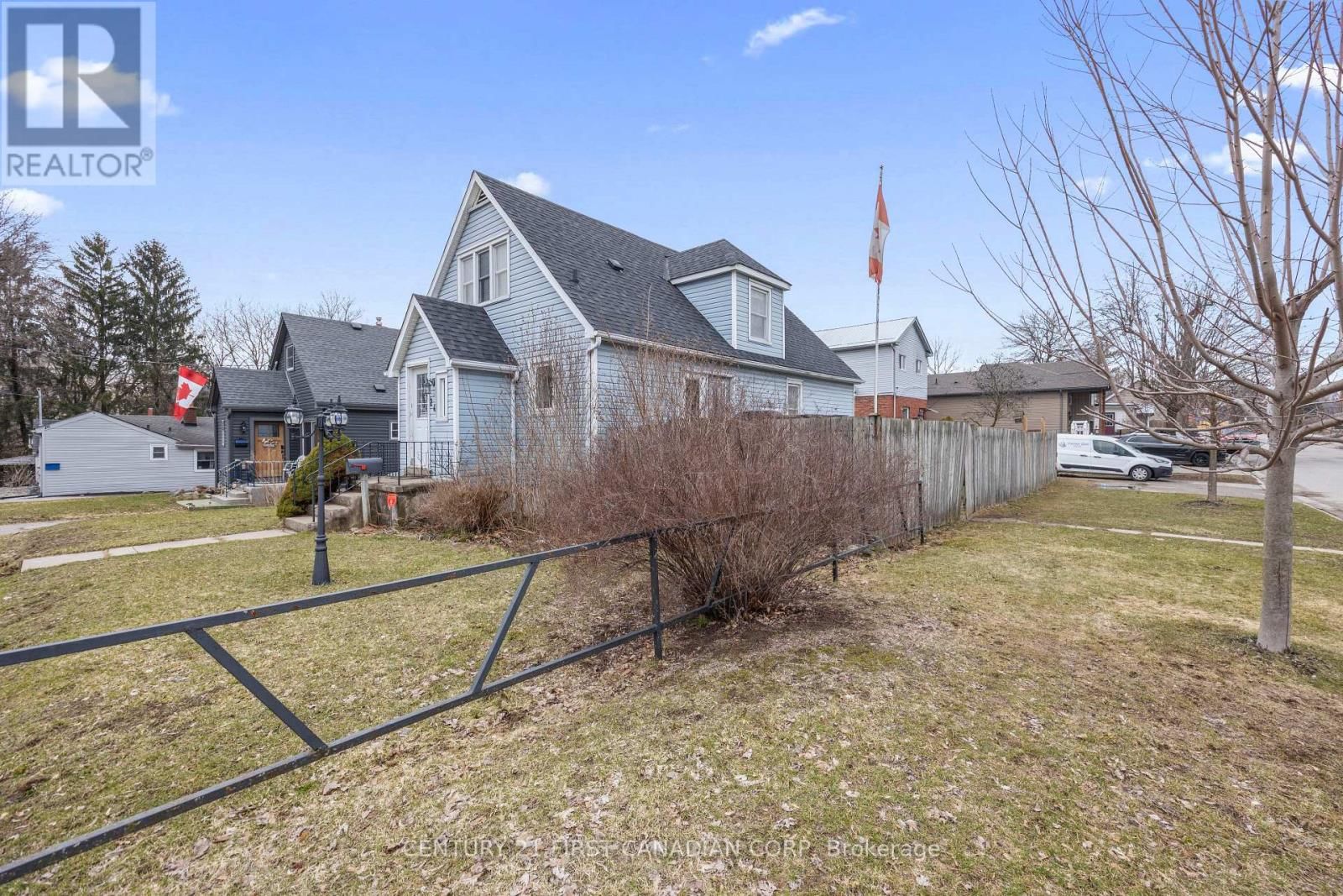 24 TERRENCE STREET Image 20