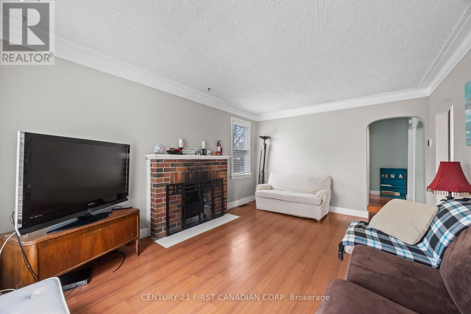 24 TERRENCE STREET Image 4