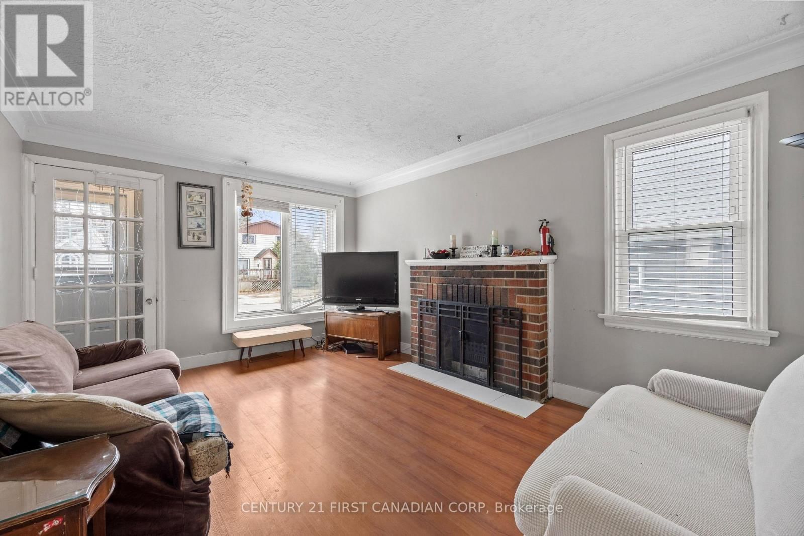 24 TERRENCE STREET Image 5