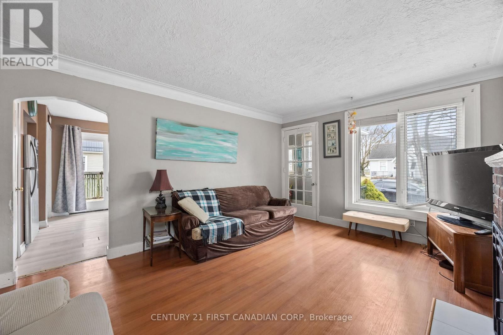 24 TERRENCE STREET Image 6