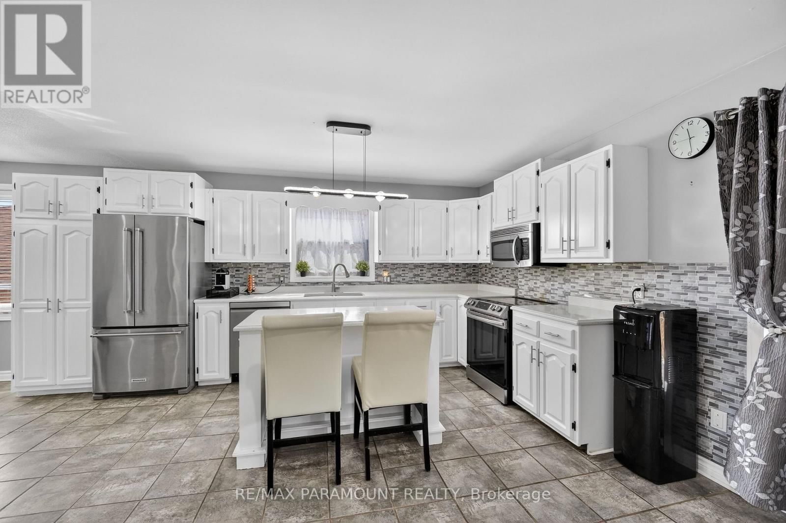 7491 SCHOLFIELD ROAD Image 10