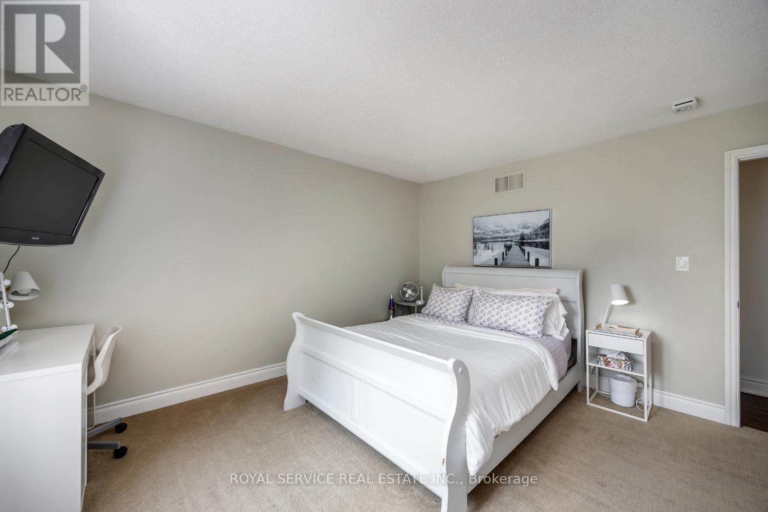 7166 DALE ROAD Image 31