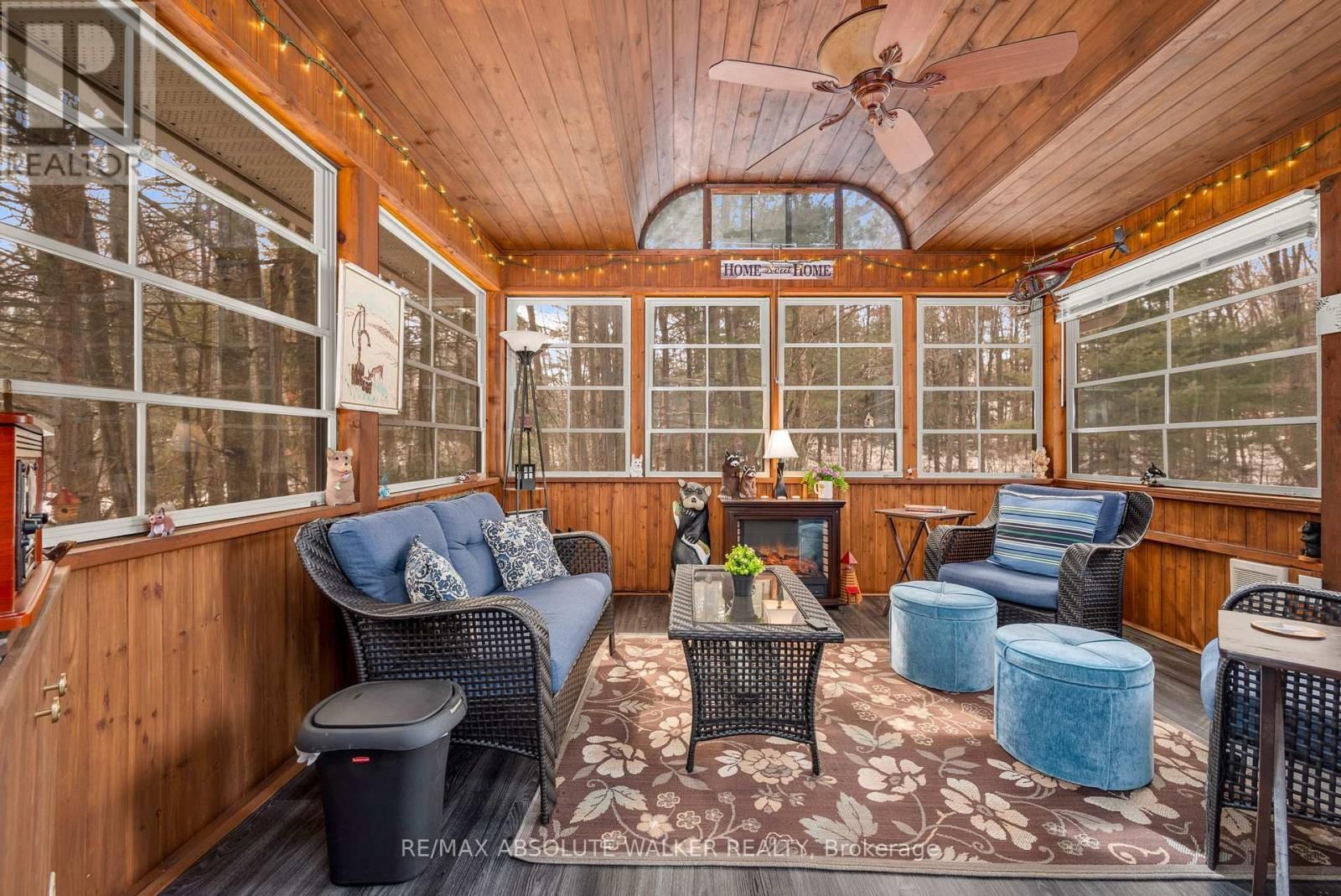 184 CHARMONT WAY Image 15