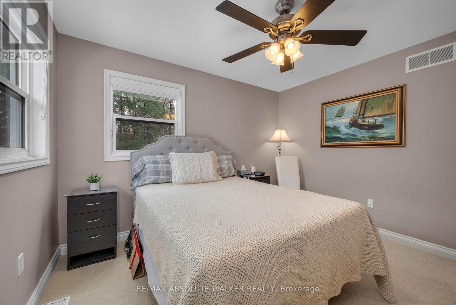 184 CHARMONT WAY Image 24