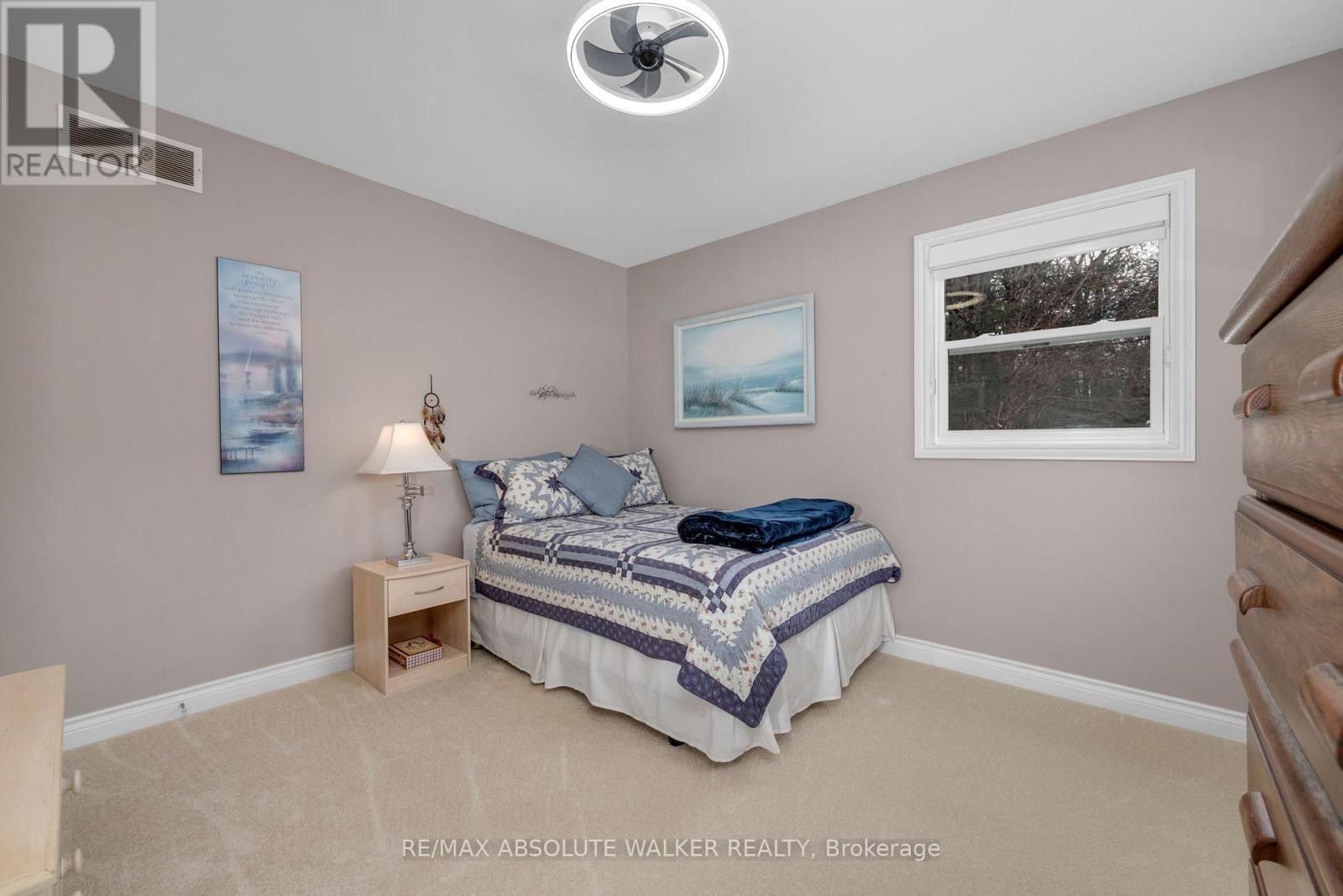 184 CHARMONT WAY Image 25