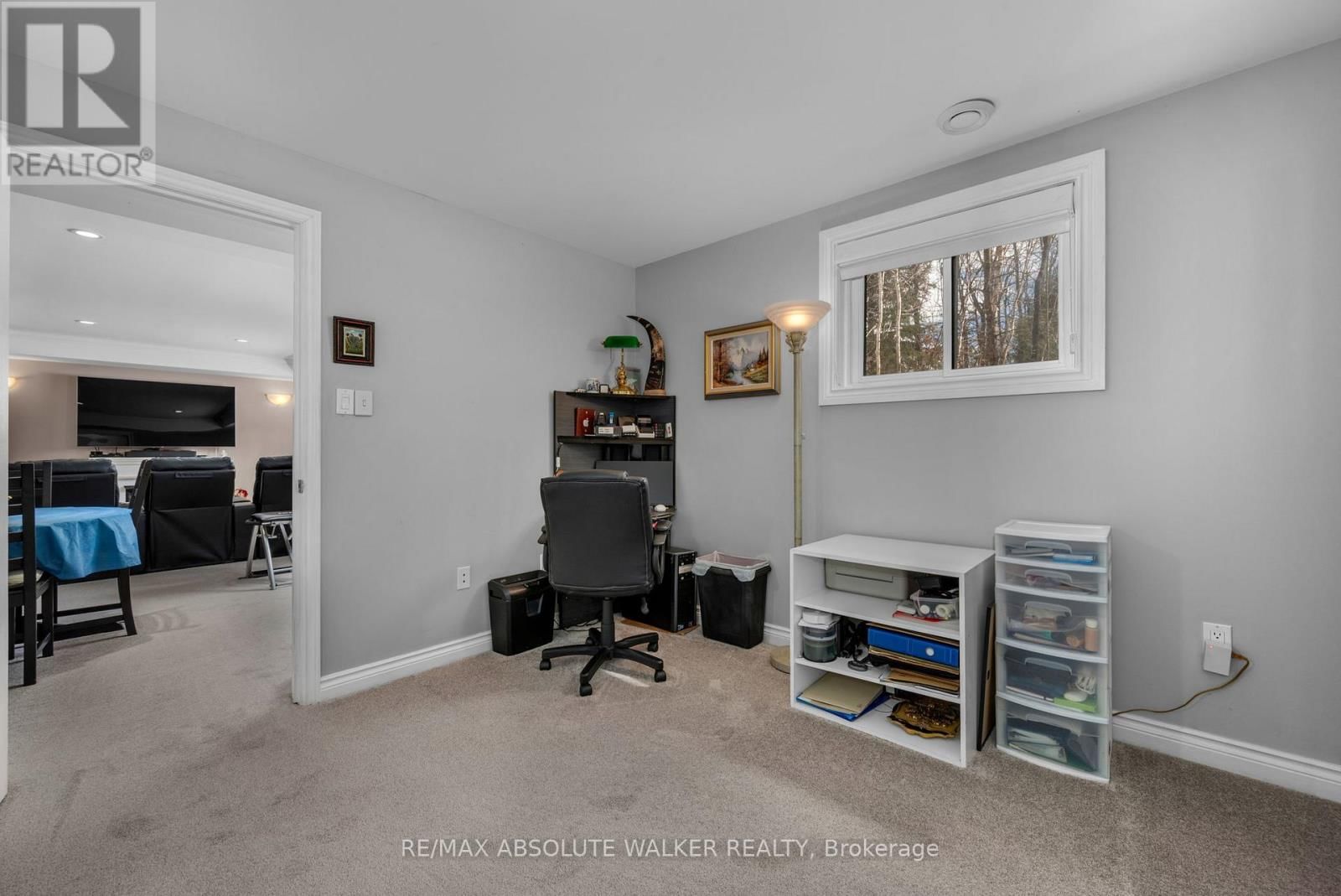 184 CHARMONT WAY Image 33