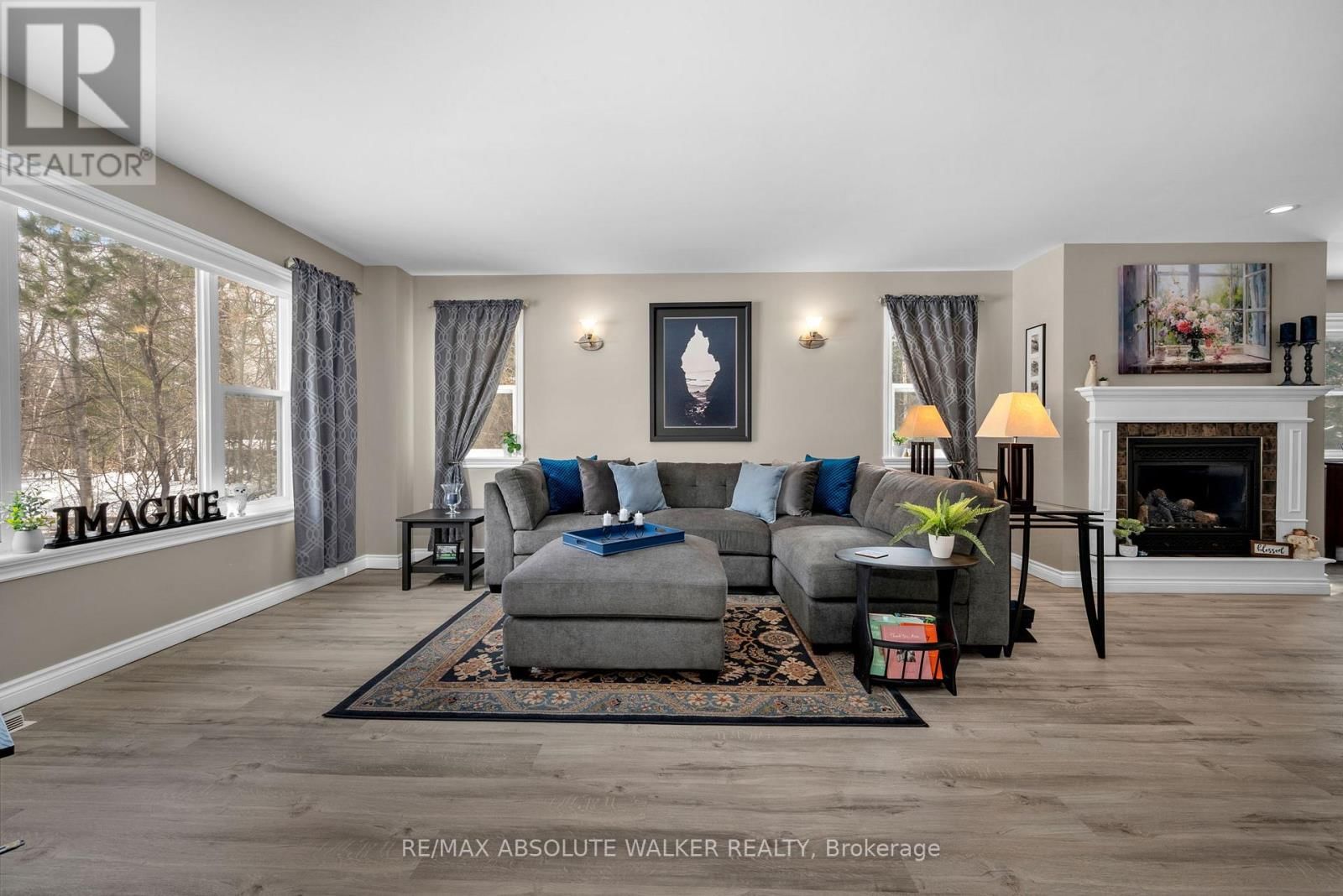 184 CHARMONT WAY Image 4