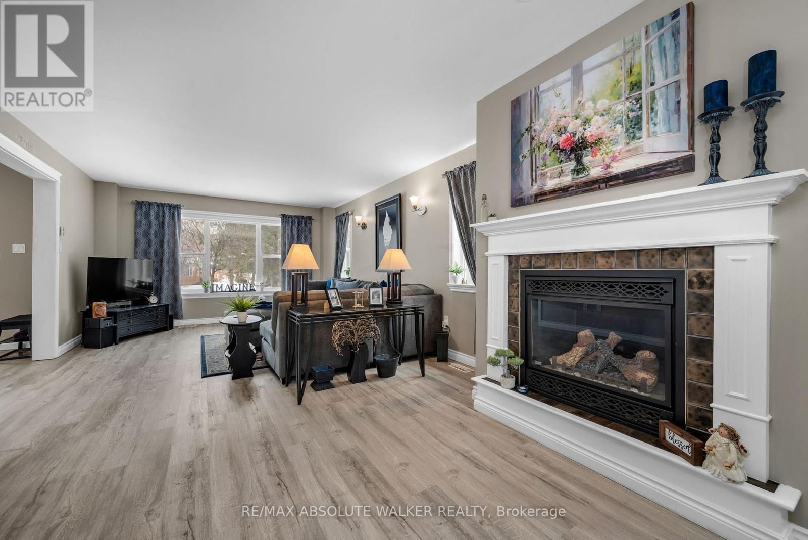 184 CHARMONT WAY Image 7