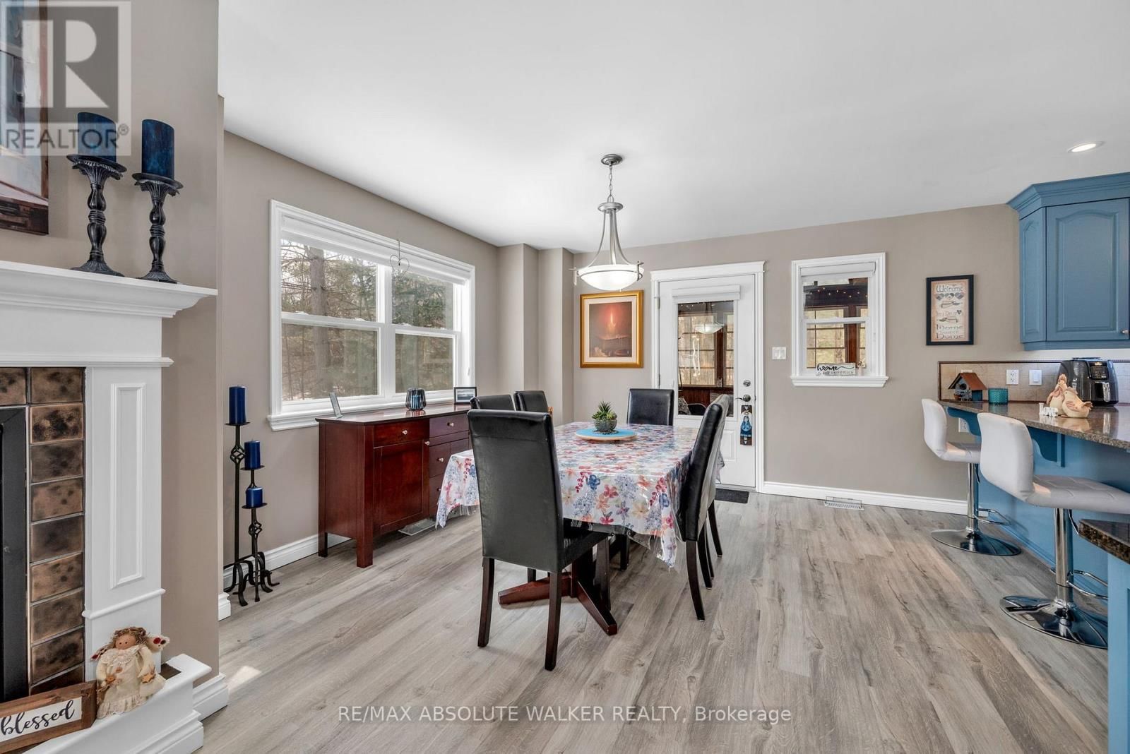 184 CHARMONT WAY Image 8