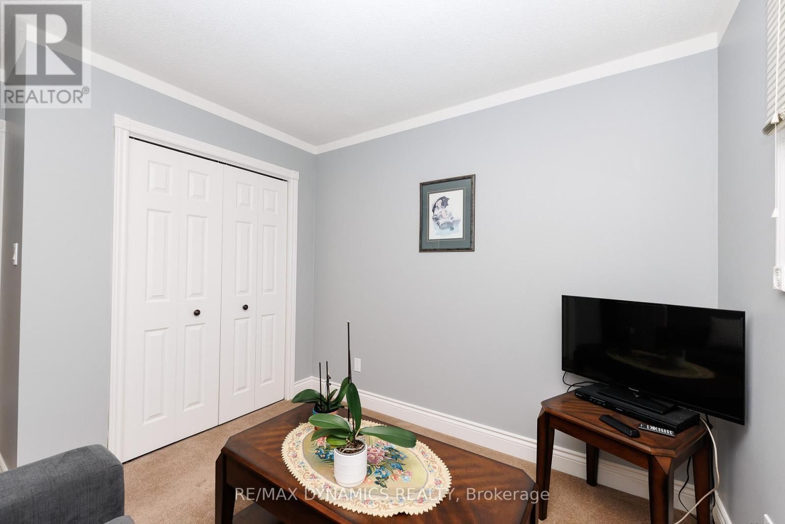 15 ROLLINS DRIVE Image 18