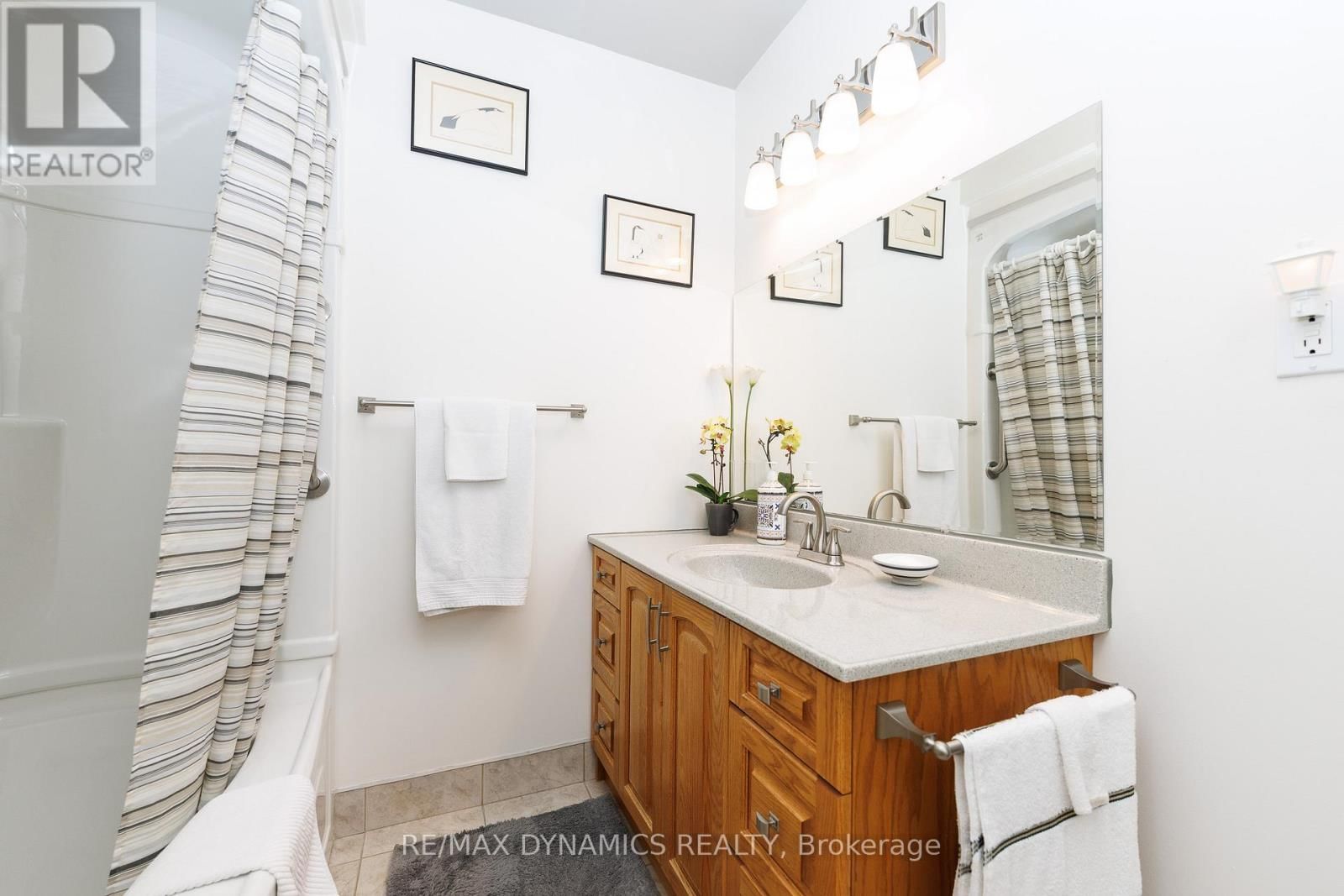 15 ROLLINS DRIVE Image 22