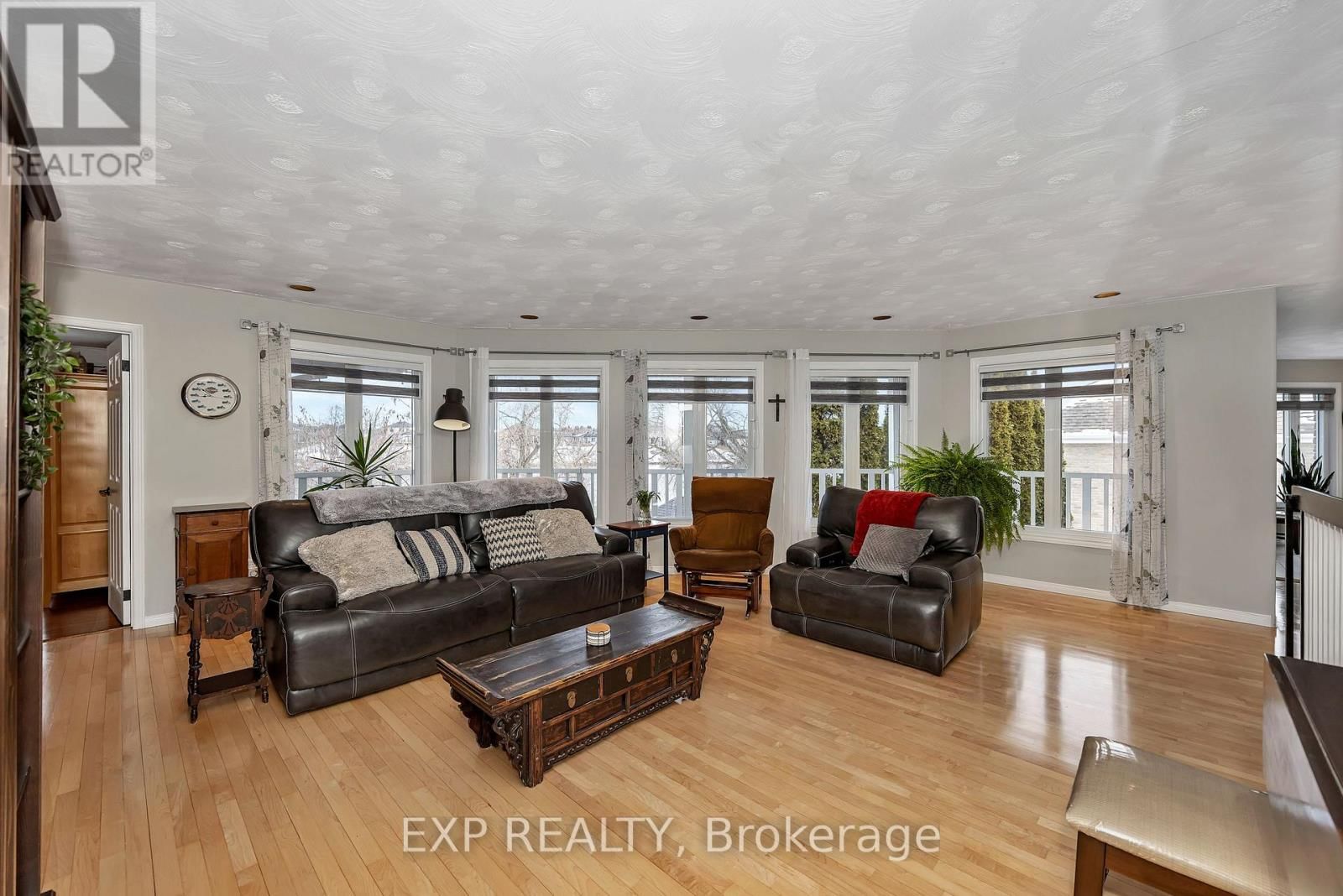 806 LAVAL STREET Image 14