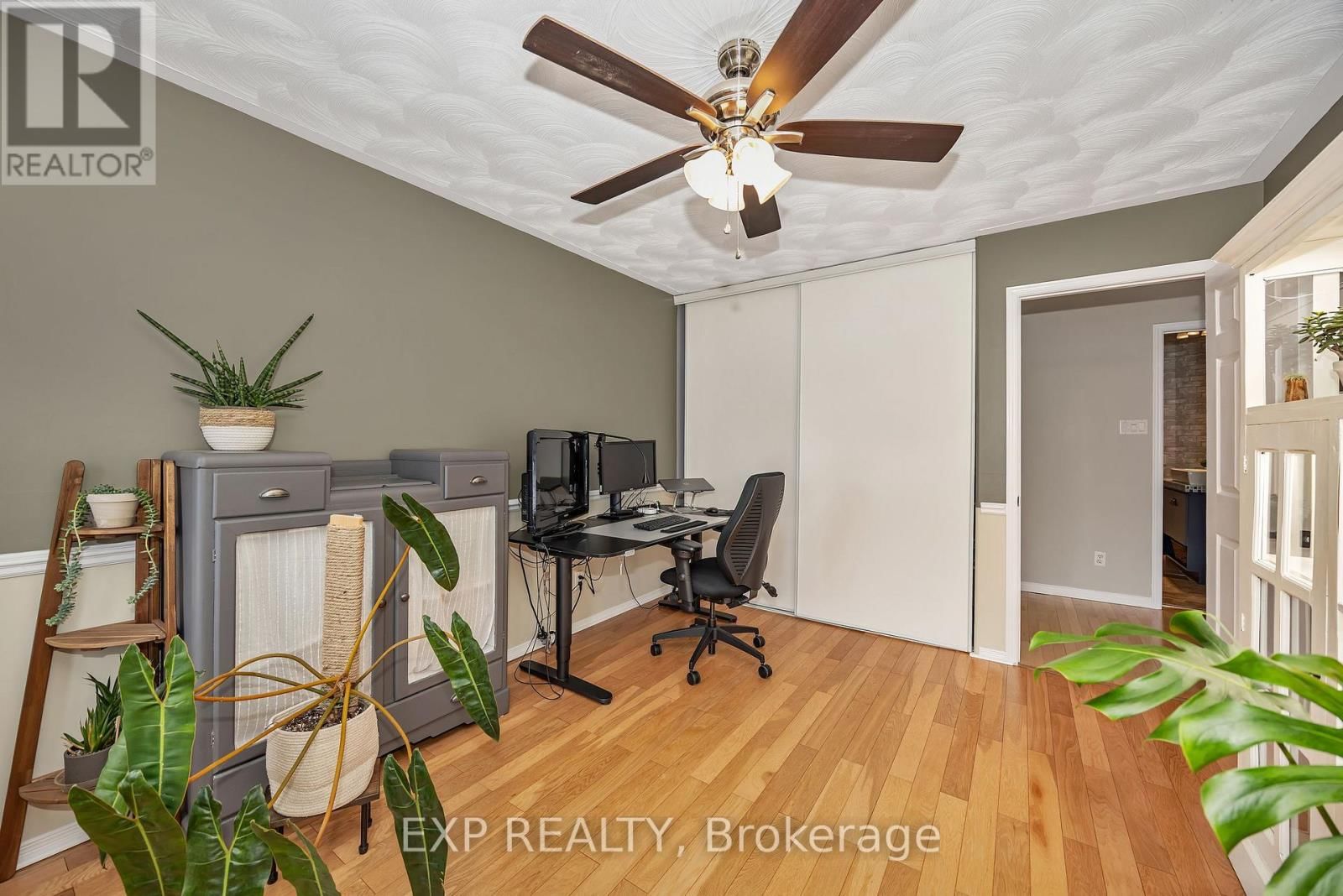 806 LAVAL STREET Image 21