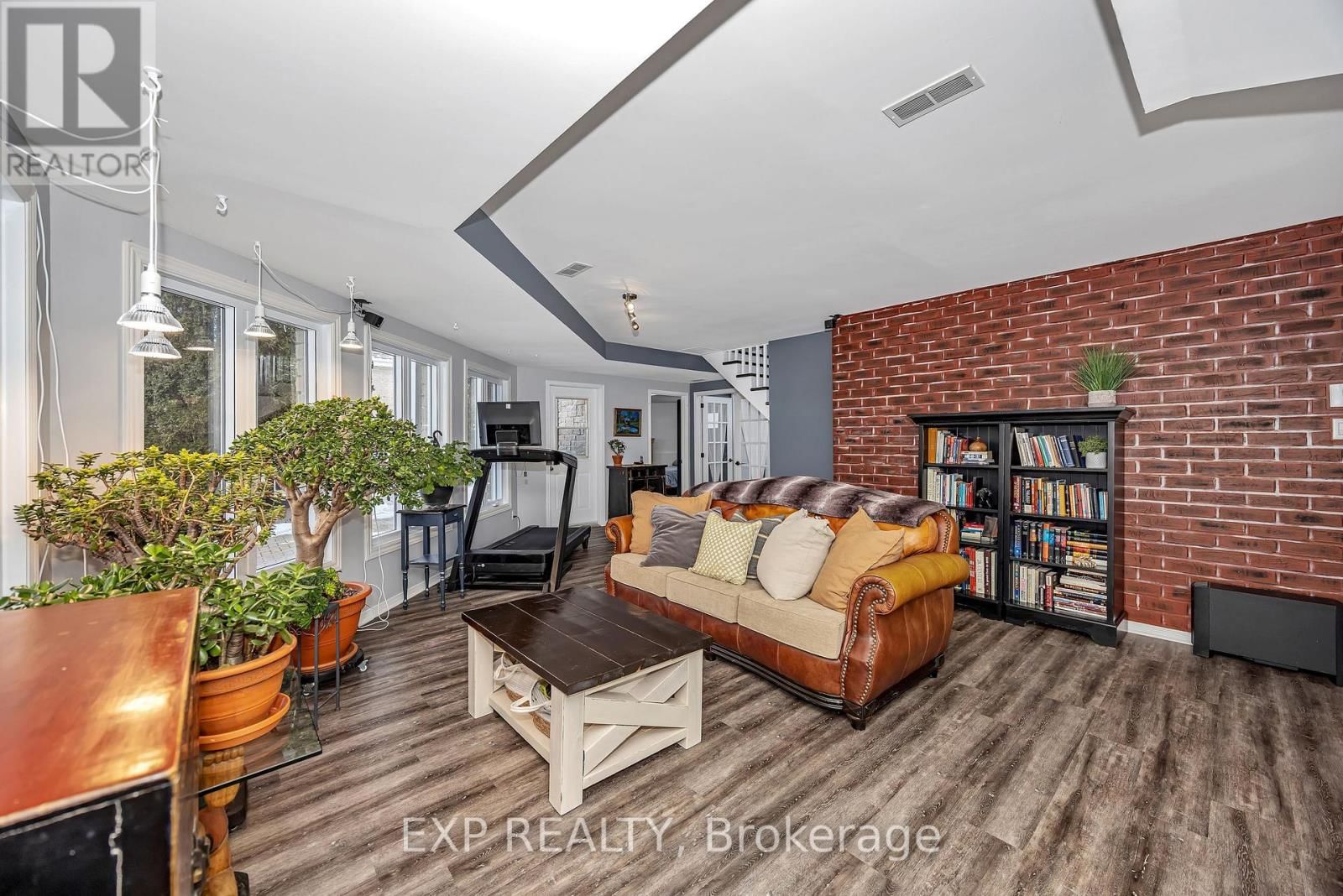 806 LAVAL STREET Image 5