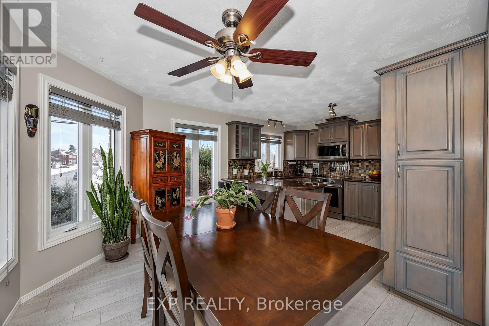 806 LAVAL STREET Image 7