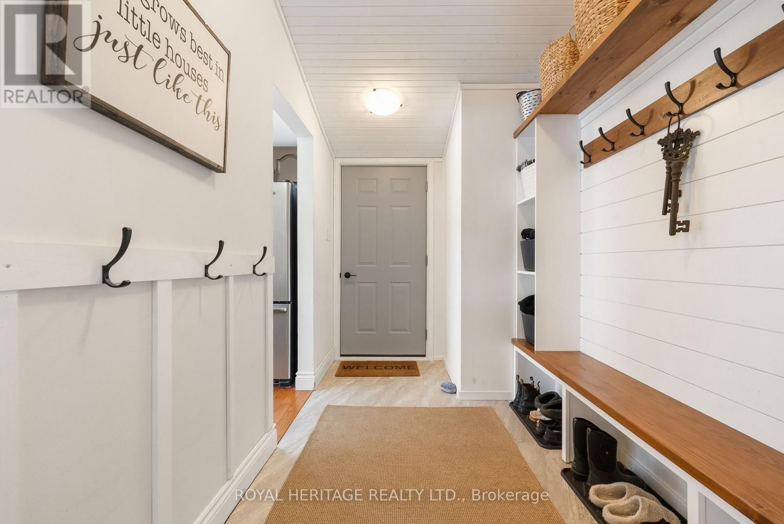 29 THURSTON STREET Image 10