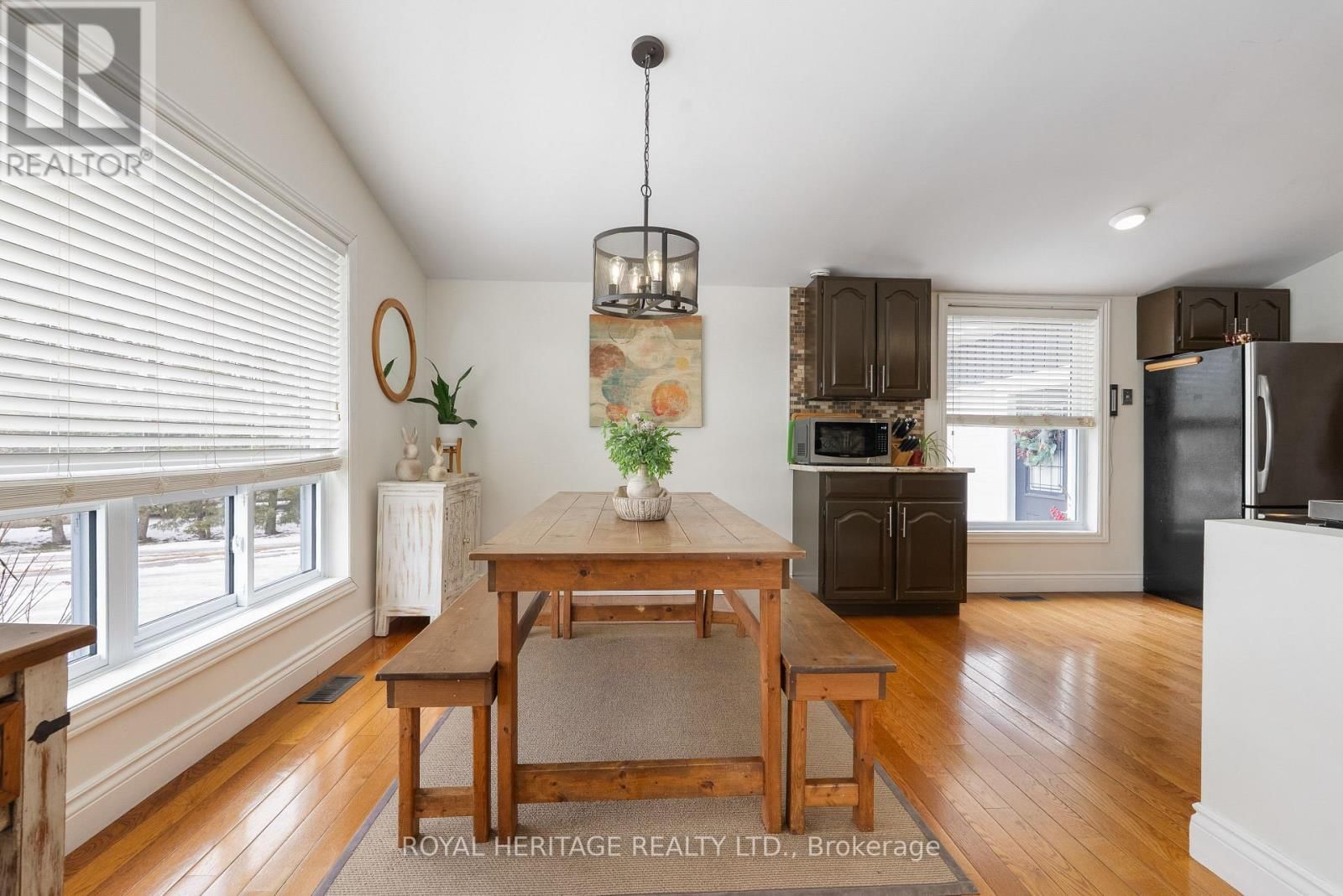 29 THURSTON STREET Image 16